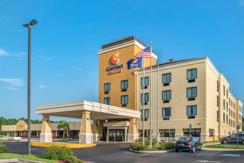 Comfort Suites Gulfport Exterior photo