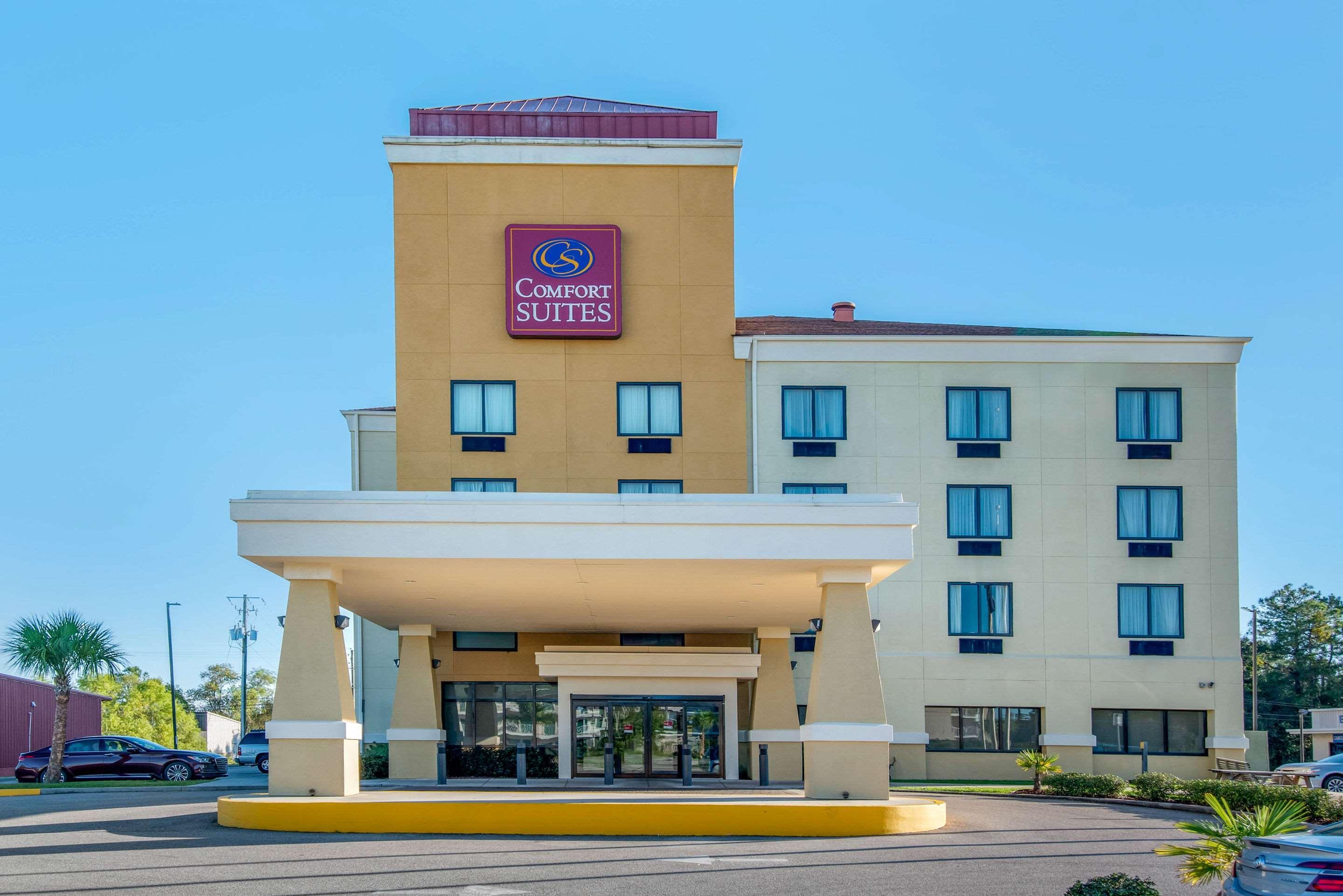 Comfort Suites Gulfport Exterior photo